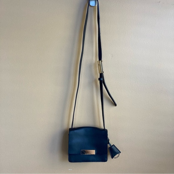 Issac Mizarahi Genuine Leather Crossbody Mini purse - Picture 2 of 13
